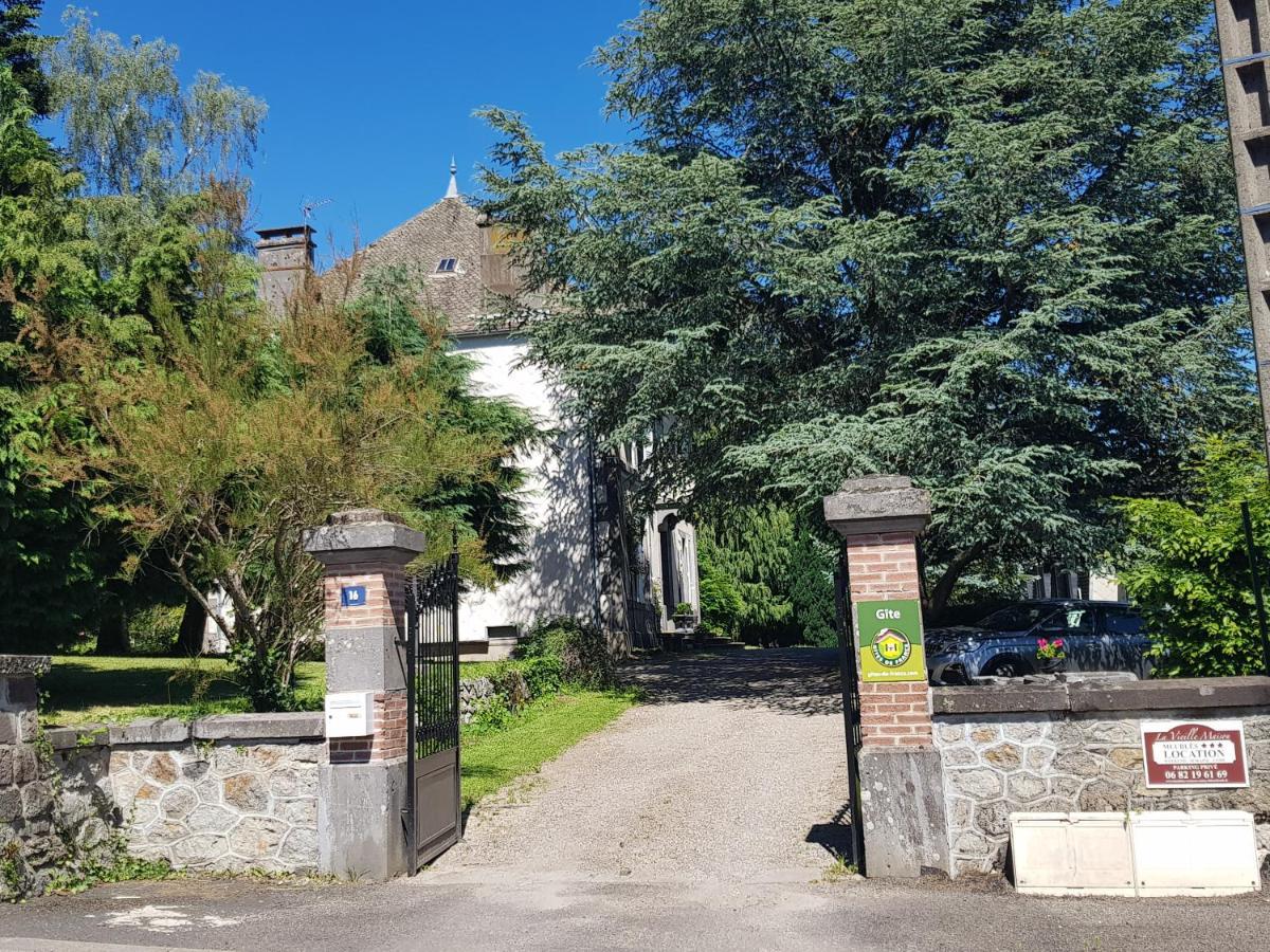 Domaine Les Pradets Bed & Breakfast La Bourboule Exterior foto