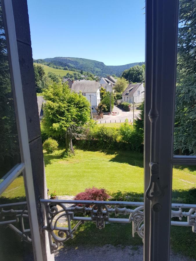 Domaine Les Pradets Bed & Breakfast La Bourboule Exterior foto